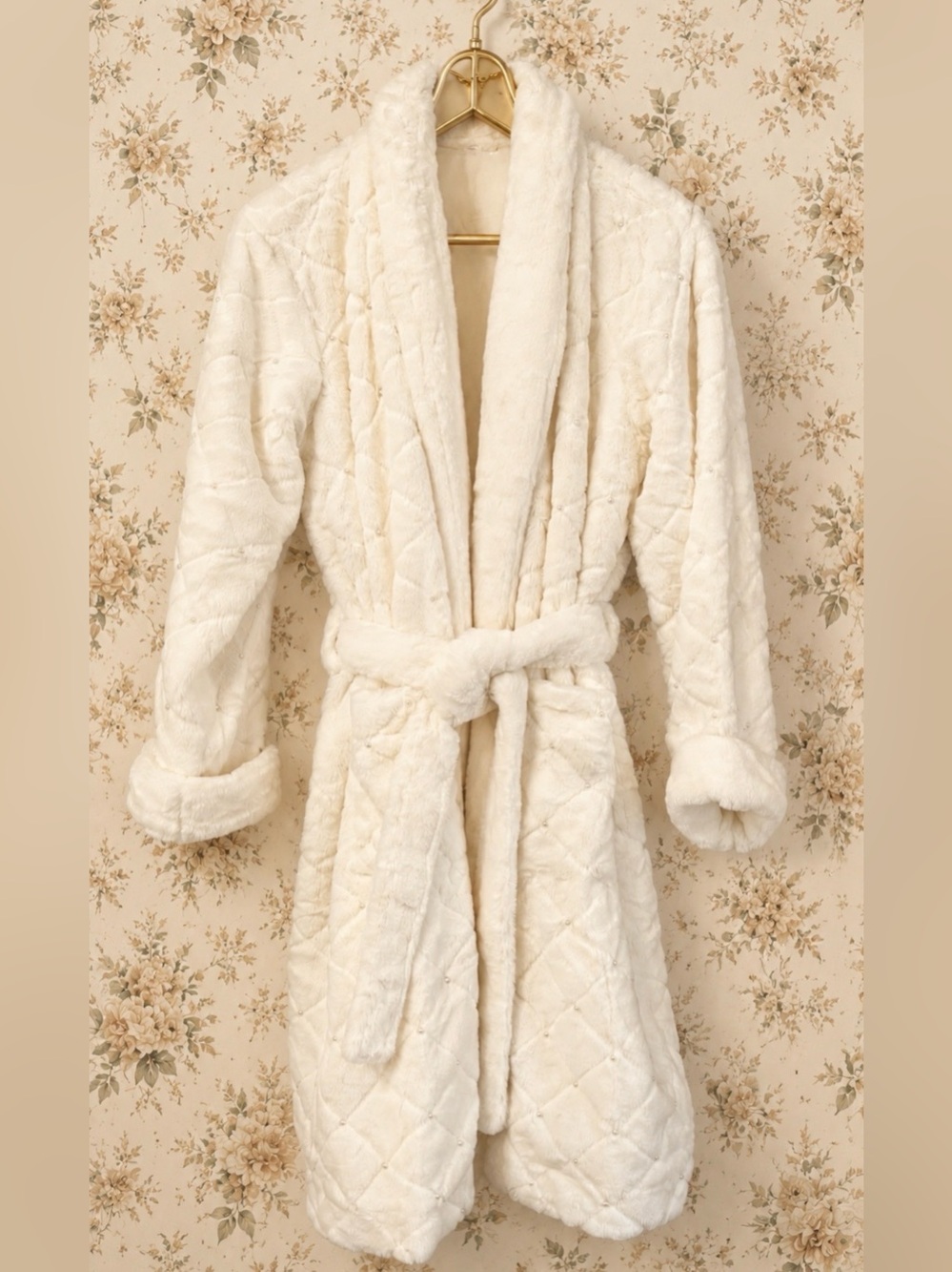 LoveShackFancy x Potterybarn Pearl Robe furry quilted soft comfy lined small